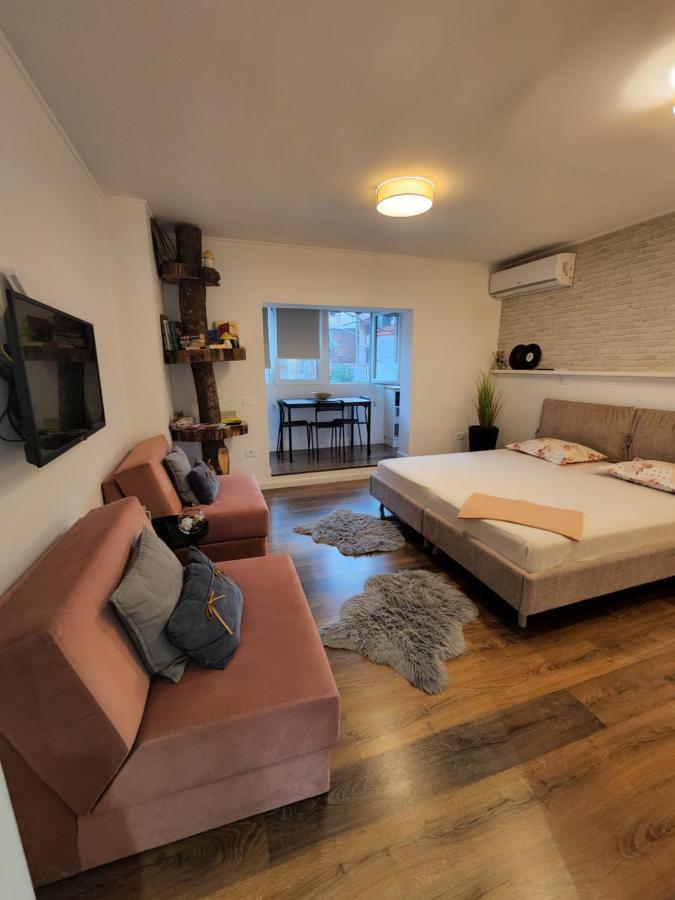 Traveler'S Place At Tirana City Centre Экстерьер фото